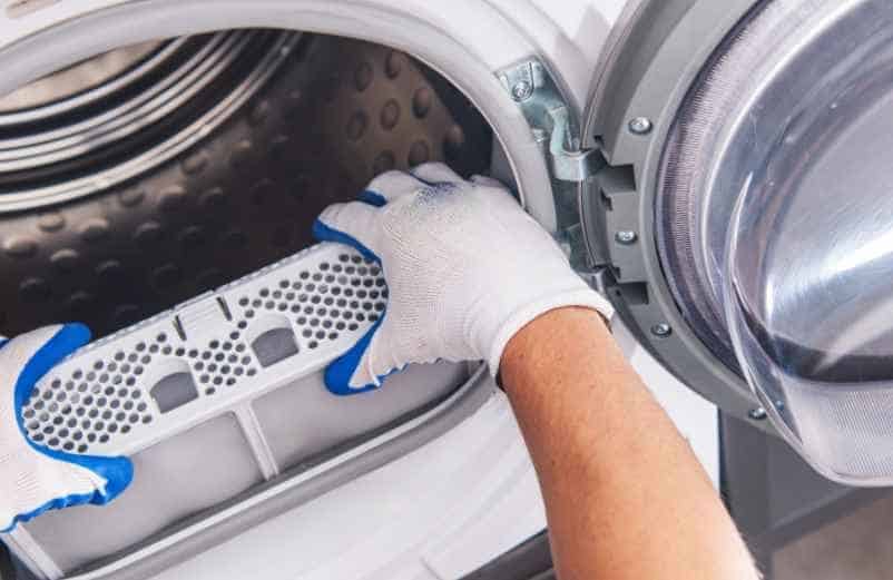 Quelles sont les causes principales d’une mauvaise odeur dans la machine à laver ? Spécimen-Éditions