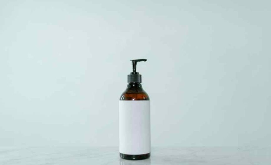 Recette de grand-mère pour fabriquer un désodorisant fait maison : solutions naturelles contre les mauvaises odeurs