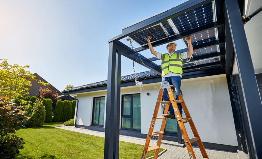 Comment choisir une pergola solaire pour une maison de plain‑pied : orientation et puissance