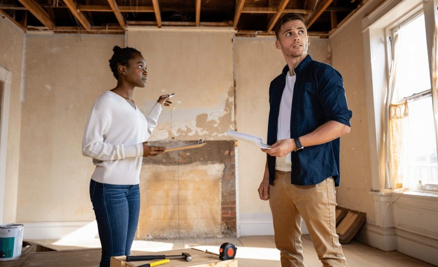 Quels points vérifier avant d&rsquo;acheter une maison avec travaux ?