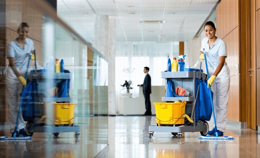Comment le nettoyage professionnel améliore la santé des locaux en entreprise ?