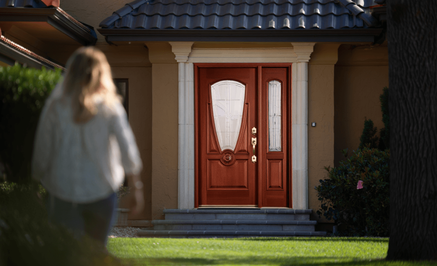 Huit astuces pour intégrer la porte d’entrée à une décoration harmonieuse