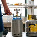 Butane ou propane : quelle bouteille de gaz choisir selon l&rsquo;usage et la sécurité ?