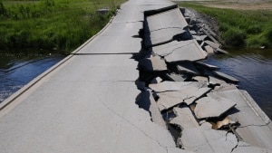 Comment détecter et prévenir la réaction alcali-granulat dans le béton ?