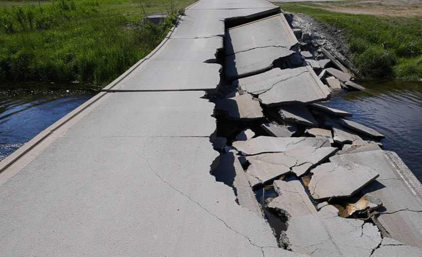 Comment détecter et prévenir la réaction alcali-granulat dans le béton ?