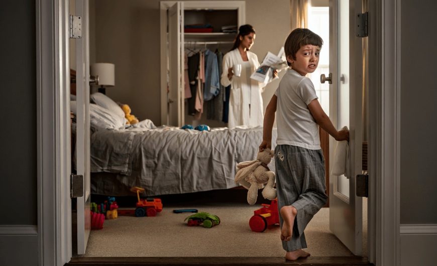 Comment instaurer une routine matinale pour que votre enfant soit à l&rsquo;heure sans crier ?